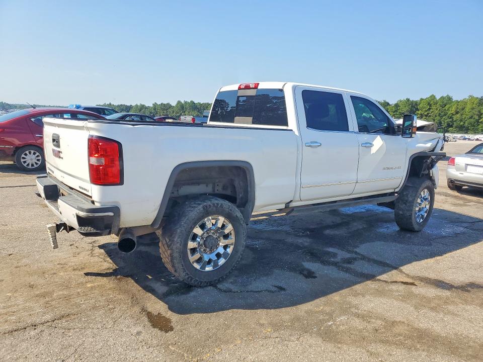 Photo 3 from auction – 2016 GMC SIERRA with VIN 1GT12UE88GF111326