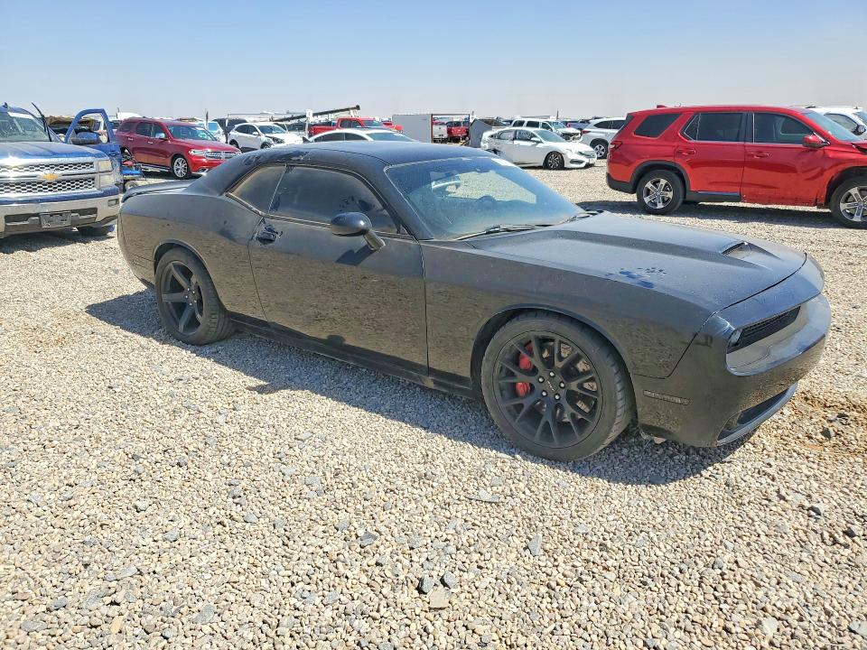Photo 4 from auction – 2016 DODGE CHALLENGER with VIN 2C3CDZC93GH199572
