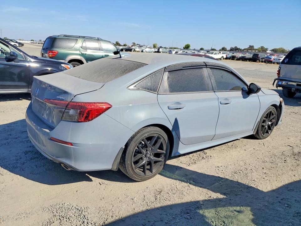 Снимка 3 от търг – 2024 HONDA CIVIC с VIN 2HGFE2F51RH521457