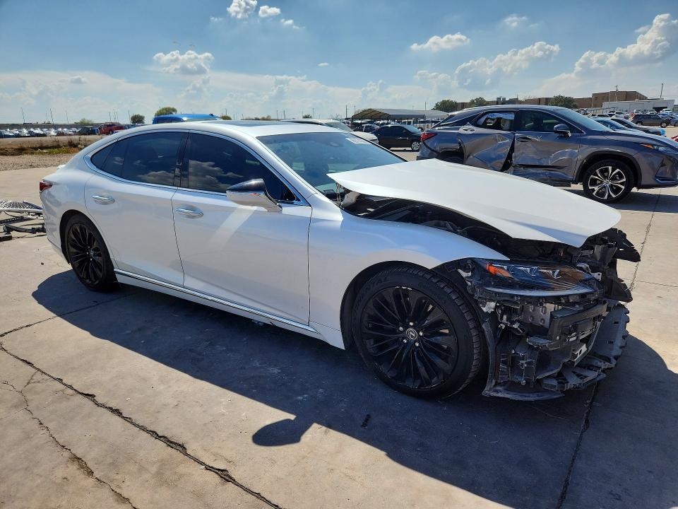 Снимка 4 от търг – 2020 LEXUS LS 500 с VIN JTHD51FF4L5011707