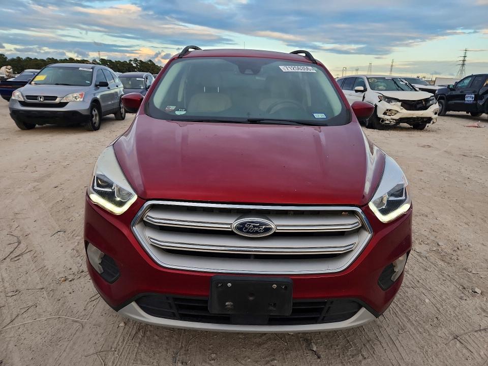 Photo 5 from auction – 2018 FORD ESCAPE with VIN 1FMCU0HD8JUD36395