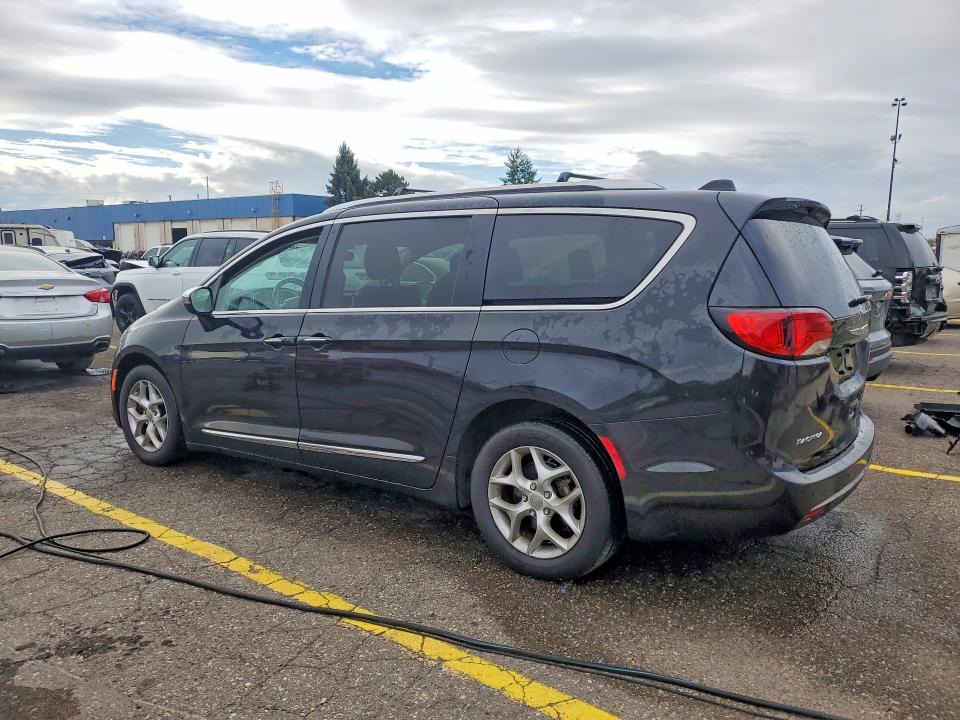 Foto 2 de la subasta – 2020 CHRYSLER PACIFICA con VIN 2C4RC1GG9LR121658