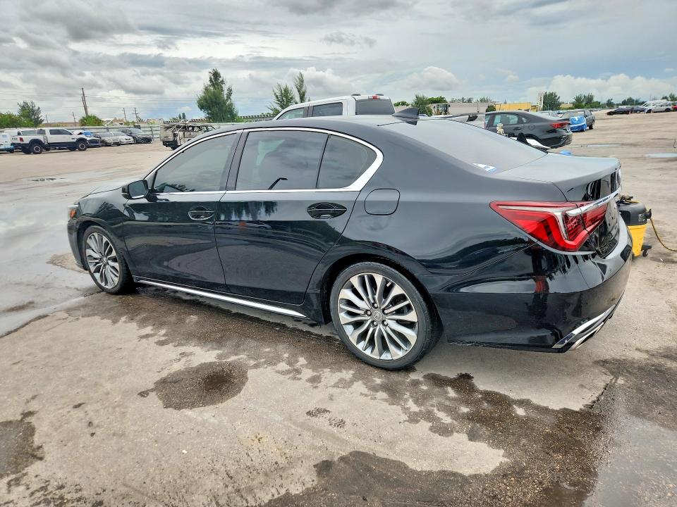 Photo 2 from auction – 2018 ACURA RLX with VIN JH4KC1F59JC000540