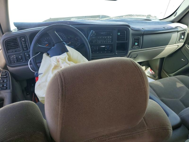 Photo 8 from auction – 2004 GMC YUKON with VIN 1GKEK13T54R179105