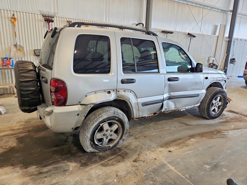 Photo 3 from auction – 2005 JEEP LIBERTY with VIN 1J4GL38KX5W664883