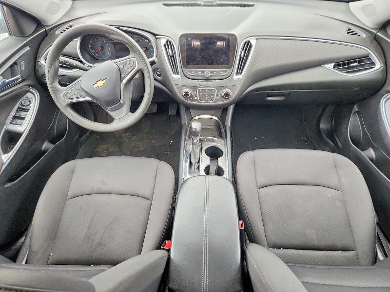 Photo 8 from auction – 2021 CHEVROLET MALIBU with VIN 1G1ZD5ST9MF023112