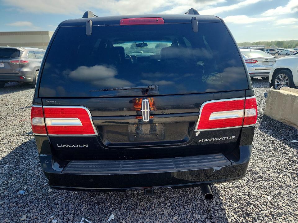 Photo 6 from auction – 2007 LINCOLN NAVIGATOR with VIN 5LMFU28587LJ10077