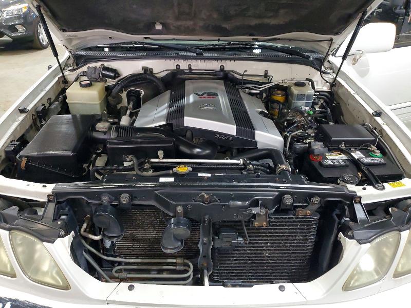 Photo 12 from auction – 2004 LEXUS LX 470 with VIN JTJHT00W343543665