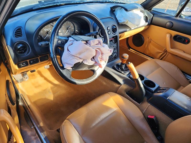Photo 8 from auction – 1997 MAZDA MX-5 MIATA with VIN JM1NA3536V0731370