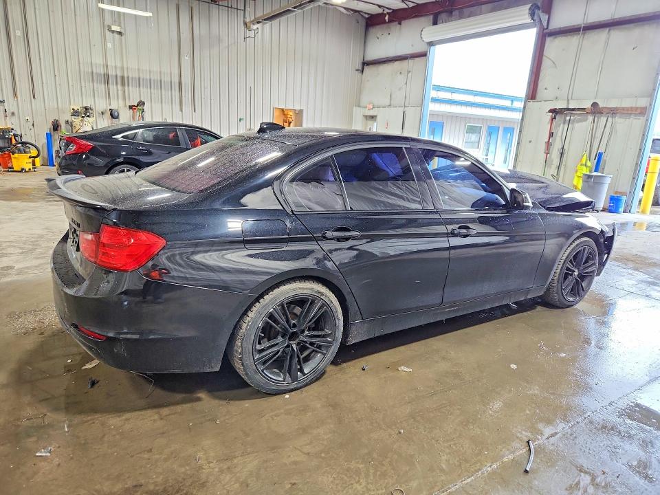 Photo 3 from auction – 2013 BMW 328 with VIN WBA3B3C50DF530078