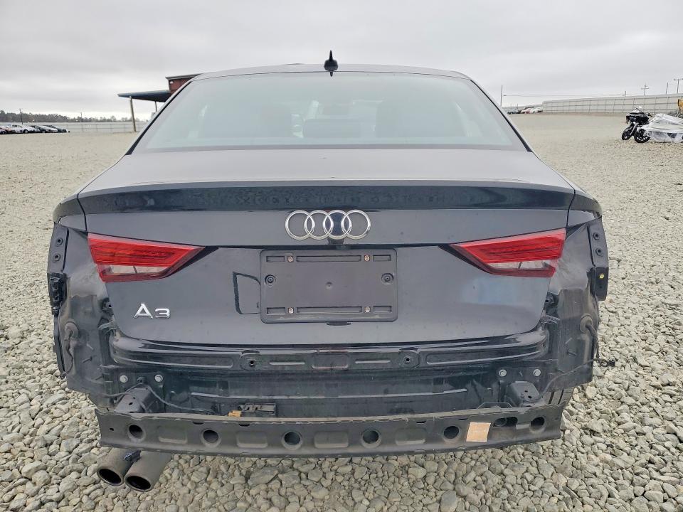 صورة رقم 6 من المزاد - 2017 AUDI A3 مع VIN WAUAUGFF9H1040495