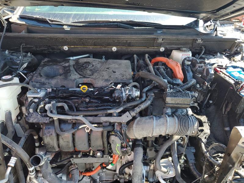 Photo 12 from auction – 2022 TOYOTA RAV4 with VIN JTM16RFV2ND531176