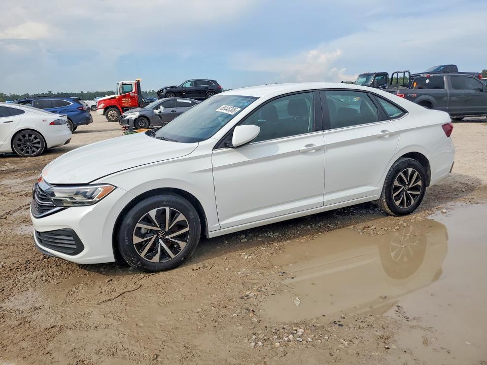 VOLKSWAGEN JETTA 2024 with VIN 3VW5M7BU0RM005709 - Photo from auction