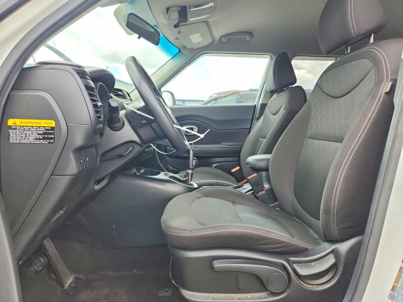 Photo 7 from auction – 2017 KIA SOUL with VIN KNDJN2A2XH7498003