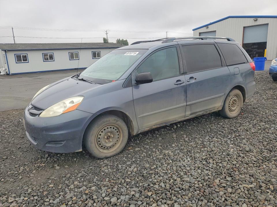 2006 TOYOTA SIENNA - Търг №68763716
