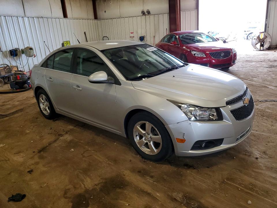 Photo 4 from auction – 2012 CHEVROLET CRUZE with VIN 1G1PF5SC8C7381702