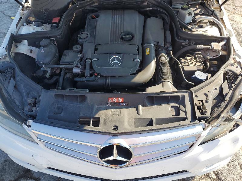 Photo 11 from auction – 2013 MERCEDES-BENZ C with VIN WDDGF4HB9DA773050