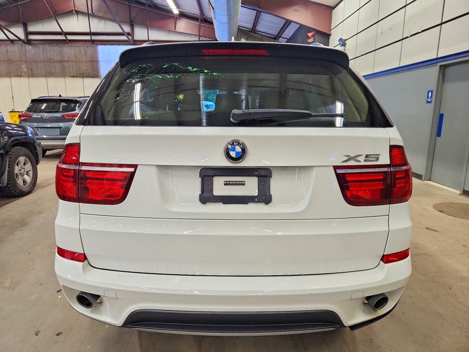 Zdjęcie 6 z aukcji – 2011 BMW X5 z VIN 5UXZW0C54BL370946