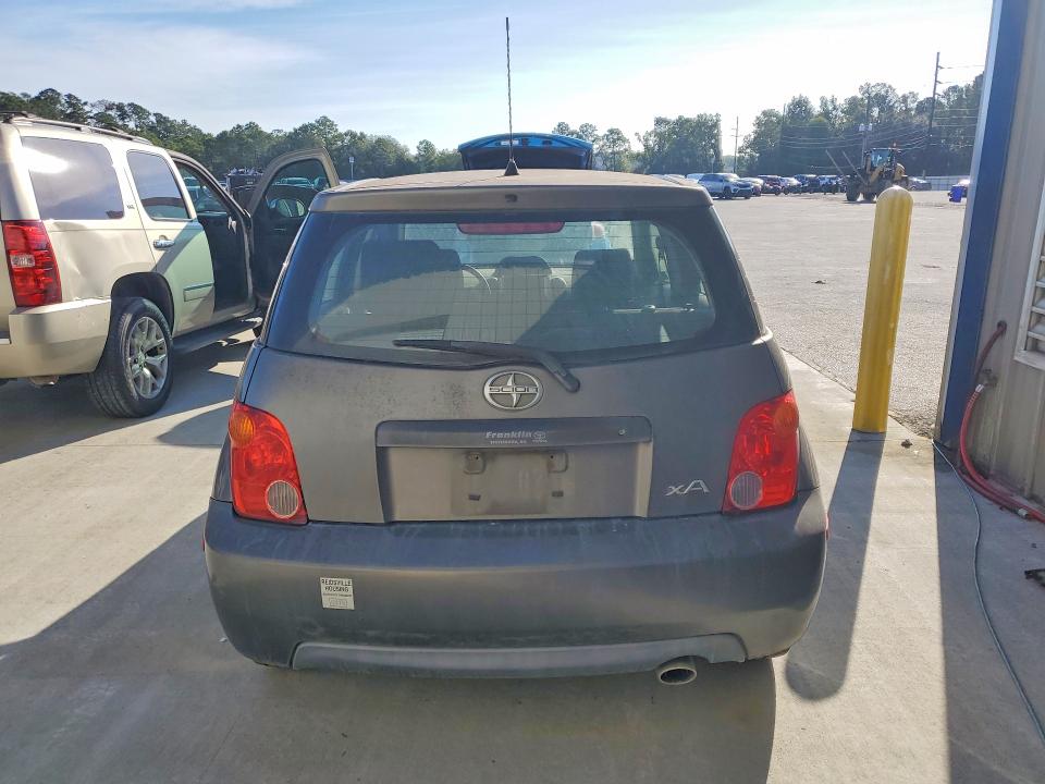 Фото 6 с аукциона – 2005 SCION XA с VIN JTKKT624550086957