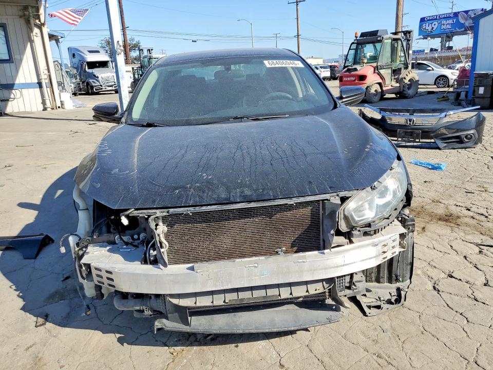 Снимка 5 от търг – 2016 HONDA CIVIC с VIN 2HGFC1F35GH658154