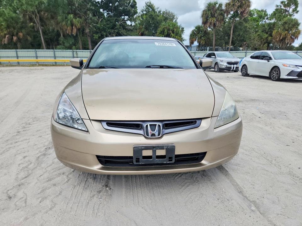 Снимка 5 от търг – 2005 HONDA ACCORD с VIN 1HGCM56875A006182