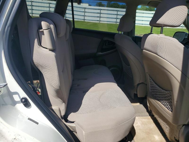 Photo 11 from auction – 2008 TOYOTA RAV4 with VIN JTMZD34VX85091053