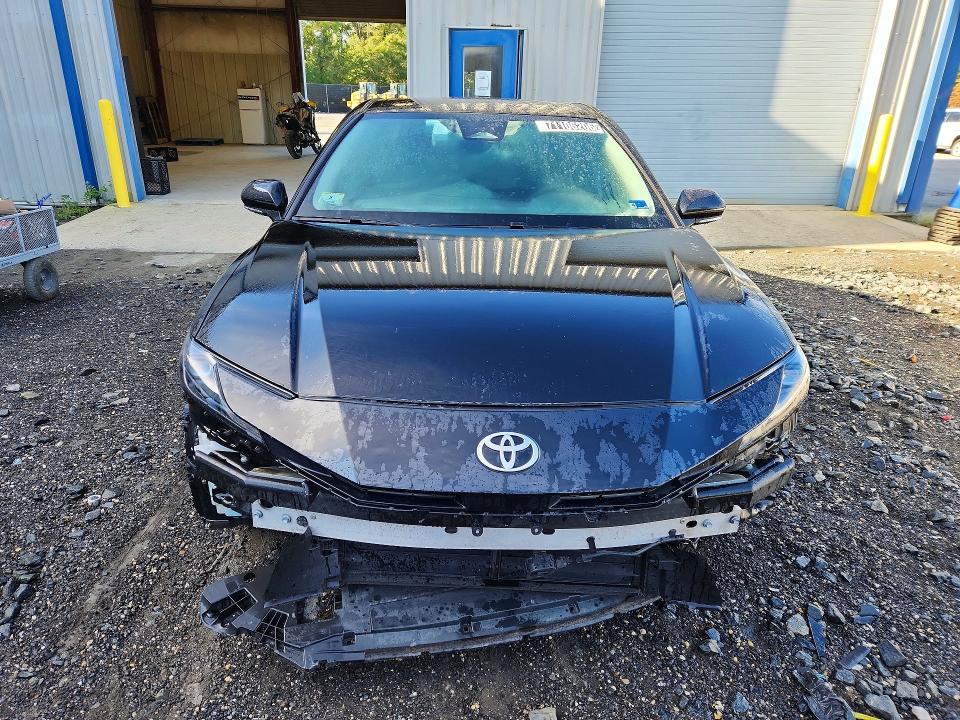 Photo 5 from auction – 2025 TOYOTA CAMRY with VIN 4T1DAACK8SU002278