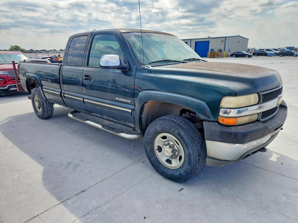 Photo 4 from auction – 2001 CHEVROLET SILVERADO with VIN 1GCHK29U71E215037