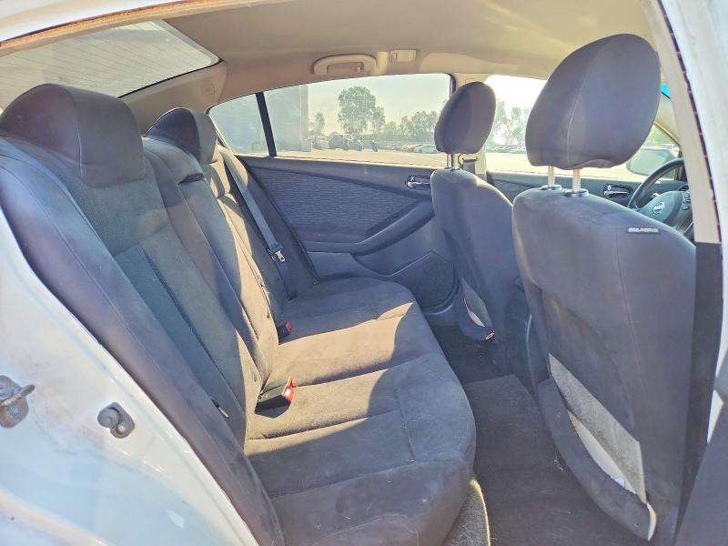 Photo 10 from auction – 2010 NISSAN ALTIMA with VIN 1N4CL2AP4AC109059