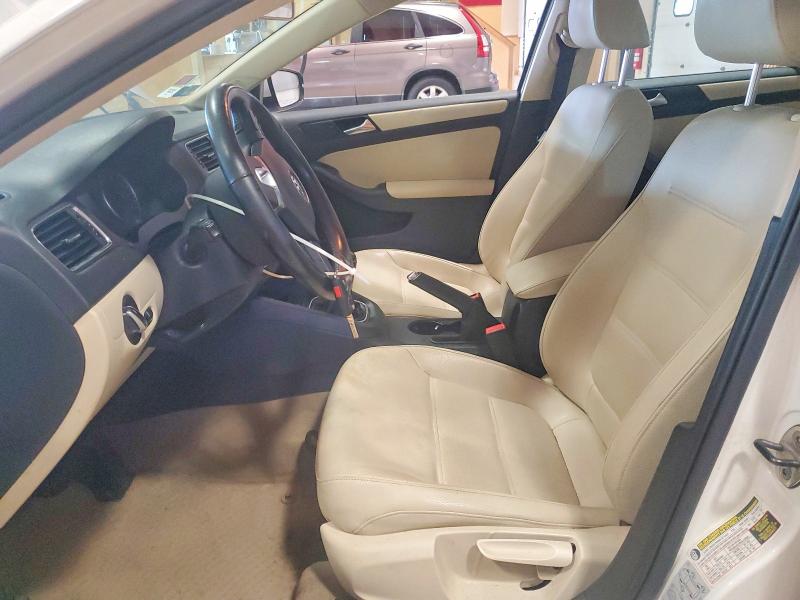 Photo 7 from auction – 2012 VOLKSWAGEN JETTA with VIN 3VWBP7AJ2CM427439