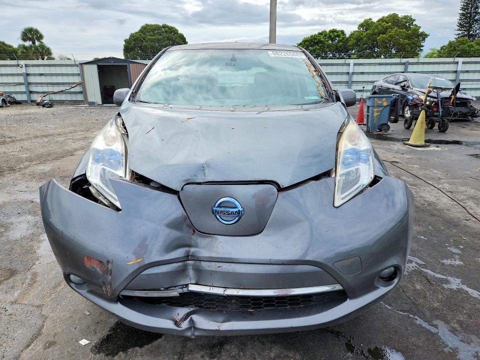 Photo 5 from auction – 2015 NISSAN LEAF with VIN 1N4AZ0CP1FC321691