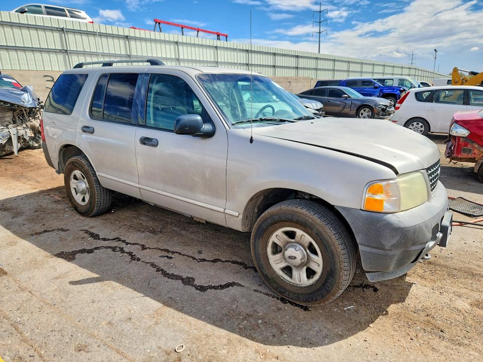 Photo 4 from auction – 2003 FORD EXPLORER with VIN 1FMZU72K63ZB14051