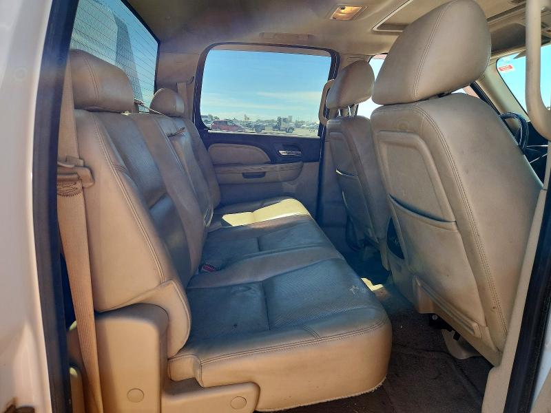 Photo 10 from auction – 2014 GMC SIERRA with VIN 1GT125E89EF103092