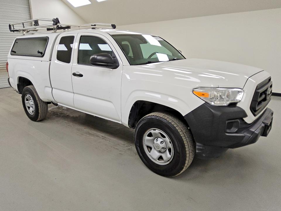 Photo 4 from auction – 2022 TOYOTA TACOMA with VIN 3TYRX5GN5NT058499