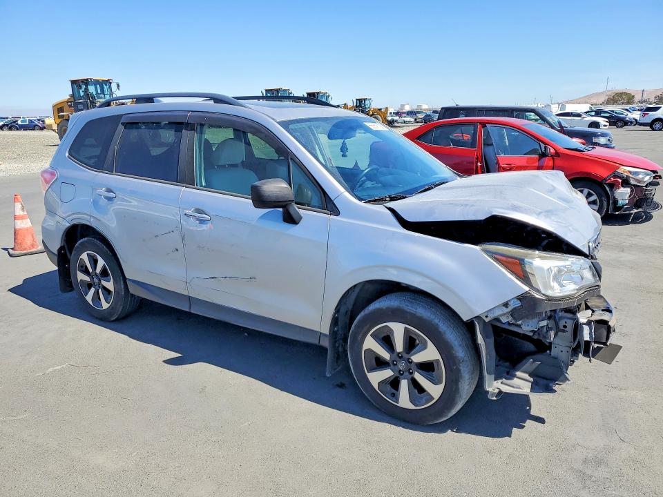 صورة رقم 4 من المزاد - 2018 SUBARU FORESTER مع VIN JF2SJAEC7JH578437