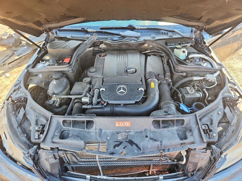 Снимка 11 от търг – 2013 MERCEDES-BENZ C с VIN WDDGJ4HB7DG029636