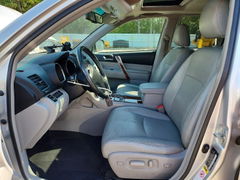 Фото 7 с аукциона – 2012 TOYOTA HIGHLANDER с VIN 5TDDK3EH2CS143917