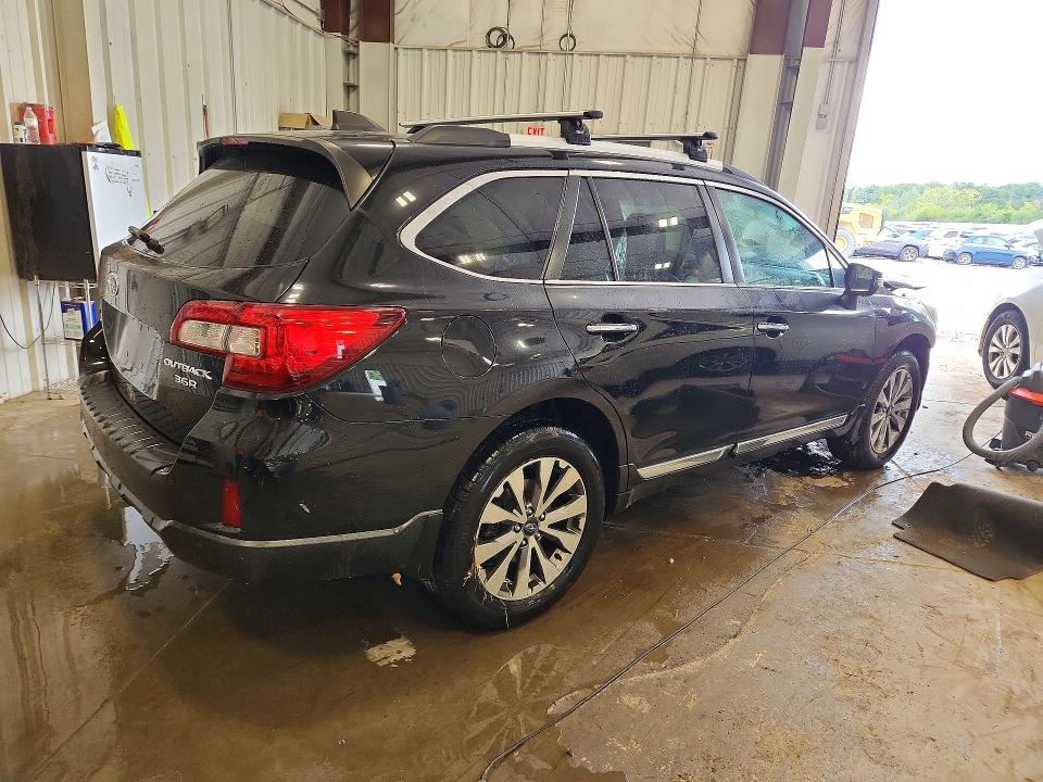 Photo 3 from auction – 2017 SUBARU OUTBACK with VIN 4S4BSETC9H3268461