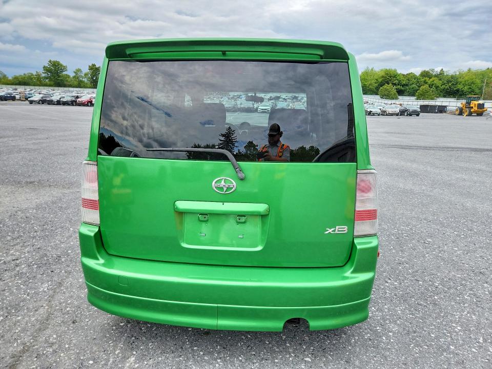 Zdjęcie 6 z aukcji – 2006 SCION XB z VIN JTLKT324864072958