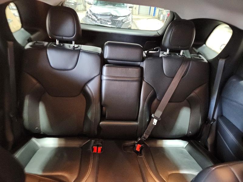 صورة رقم 10 من المزاد - 2019 JEEP CHEROKEE مع VIN 1C4PJMDX0KD305763