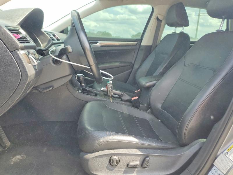 Photo 7 from auction – 2016 VOLKSWAGEN PASSAT with VIN 1VWBS7A39GC055945