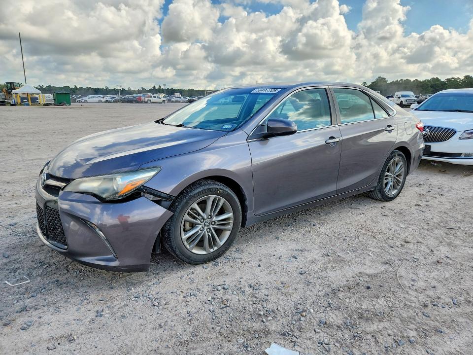 TOYOTA CAMRY 2016 مع رقم تعريف المركبة 4T1BF1FK4GU552587 - صورة من المزاد