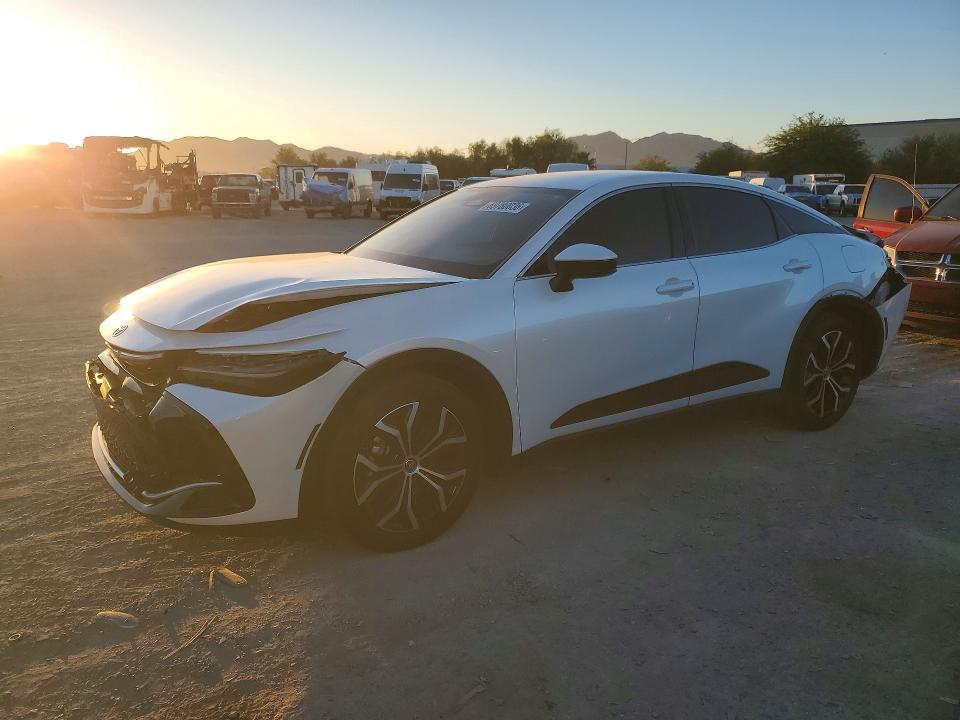 2023 TOYOTA CROWN - Търг №69780036