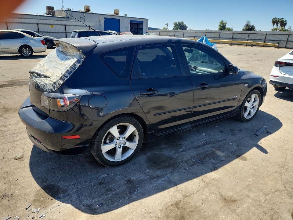Photo 3 from auction – 2006 MAZDA 3 with VIN JM1BK144761540986
