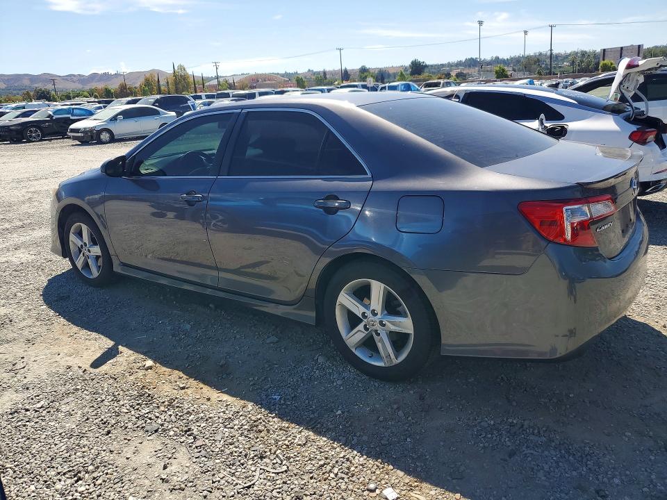 Photo 2 from auction – 2013 TOYOTA CAMRY with VIN 4T1BF1FK9DU290464