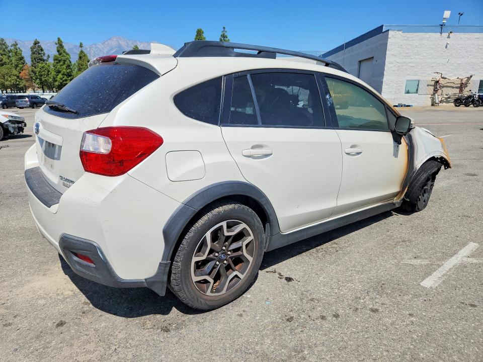 Снимка 3 от търг – 2016 SUBARU CROSSTREK с VIN JF2GPAKC8G8293358