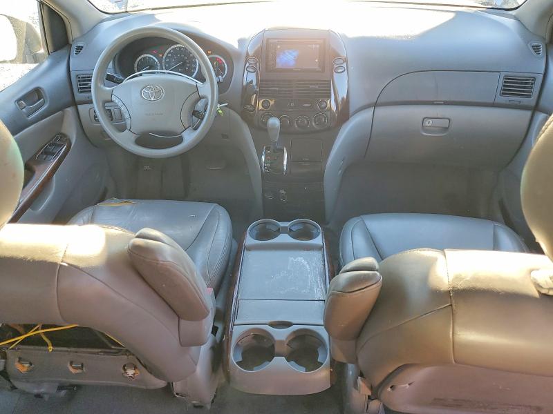 Photo 8 from auction – 2004 TOYOTA SIENNA with VIN 5TDZA23C64S128736