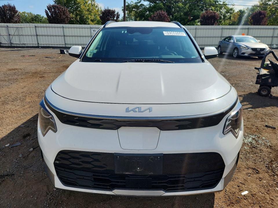 Photo 5 from auction – 2024 KIA NIRO with VIN KNDCR3L10R5112368