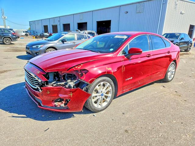 FORD FUSION 2019 z numerem VIN 3FA6P0LU0KR204973 - Zdjęcie z aukcji