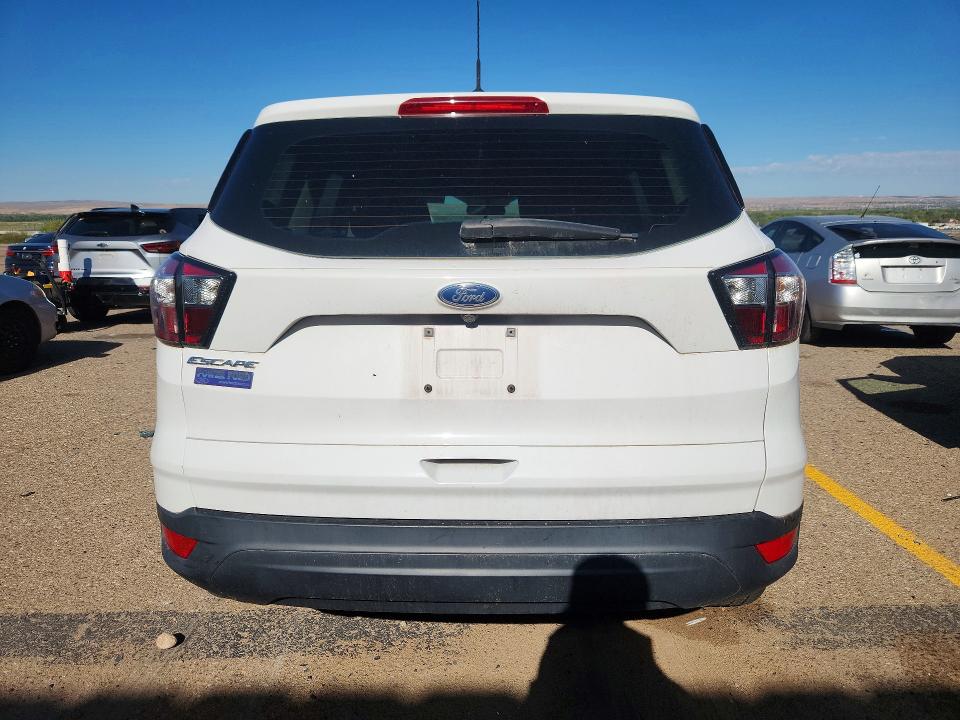 Photo 6 from auction – 2017 FORD ESCAPE with VIN 1FMCU0F77HUC13940